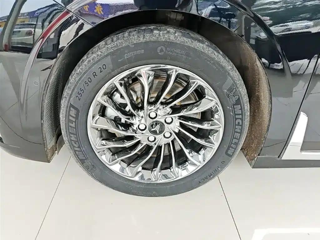 Voyah Dreamer 2022 Low-Carbon Edition Dream+ Smart Package — миниатюра 23