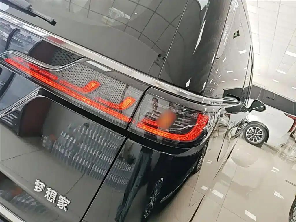 Voyah Dreamer 2022 Low-Carbon Edition Dream+ Smart Package — миниатюра 8