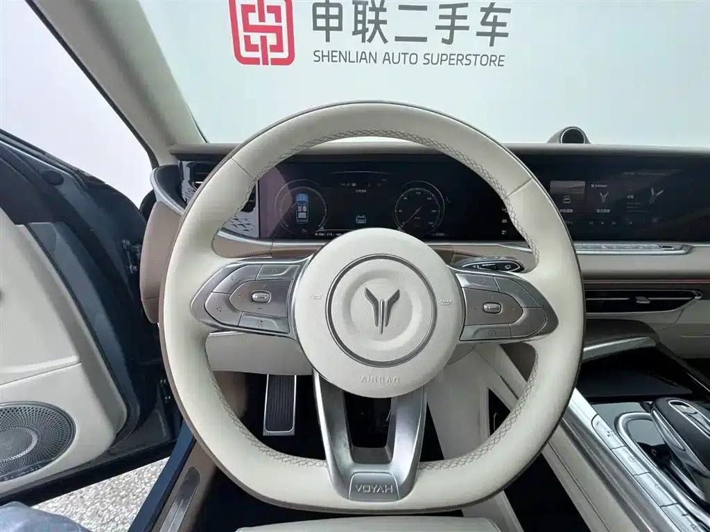 Voyah FREE 2021 All-Wheel Drive Pure Electric First Edition Exclusive Luxury Package — миниатюра 11