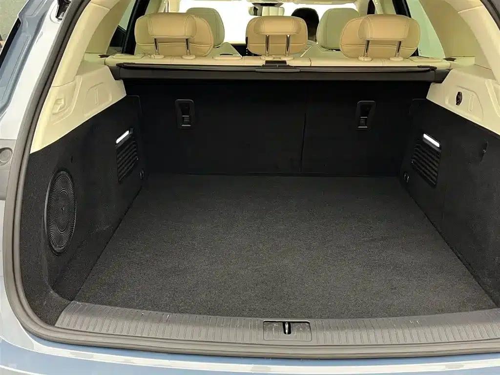 Voyah FREE 2021 All-Wheel Drive Pure Electric First Edition Exclusive Luxury Package — миниатюра 6