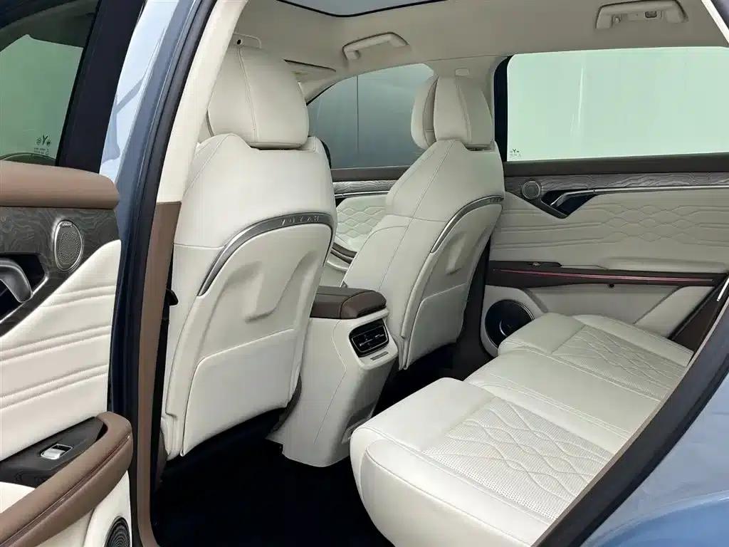 Voyah FREE 2021 All-Wheel Drive Pure Electric First Edition Exclusive Luxury Package — миниатюра 7