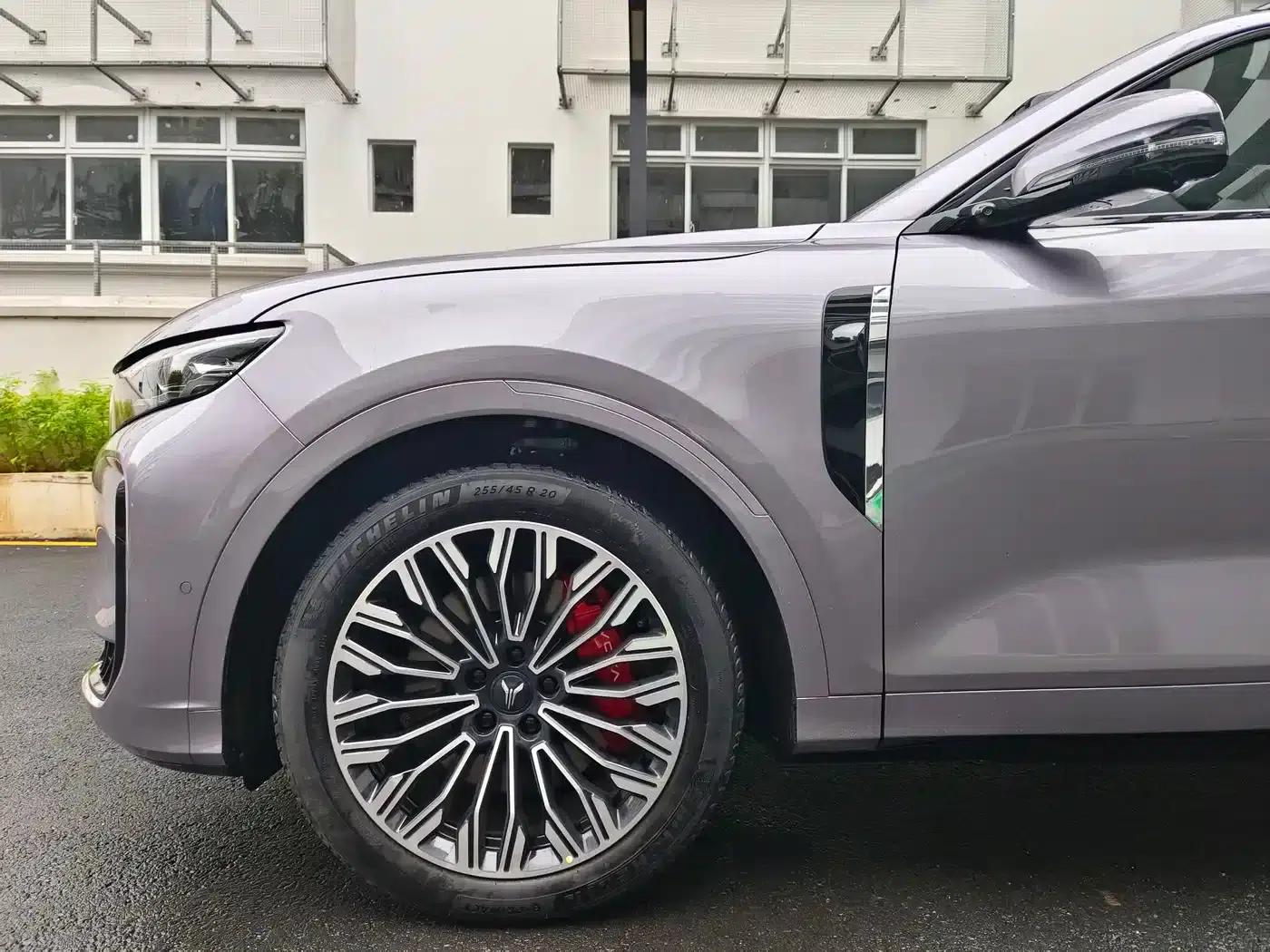 Voyah Free 2025 Free+ Rear-Wheel Drive Dry Kun Edition — миниатюра 8