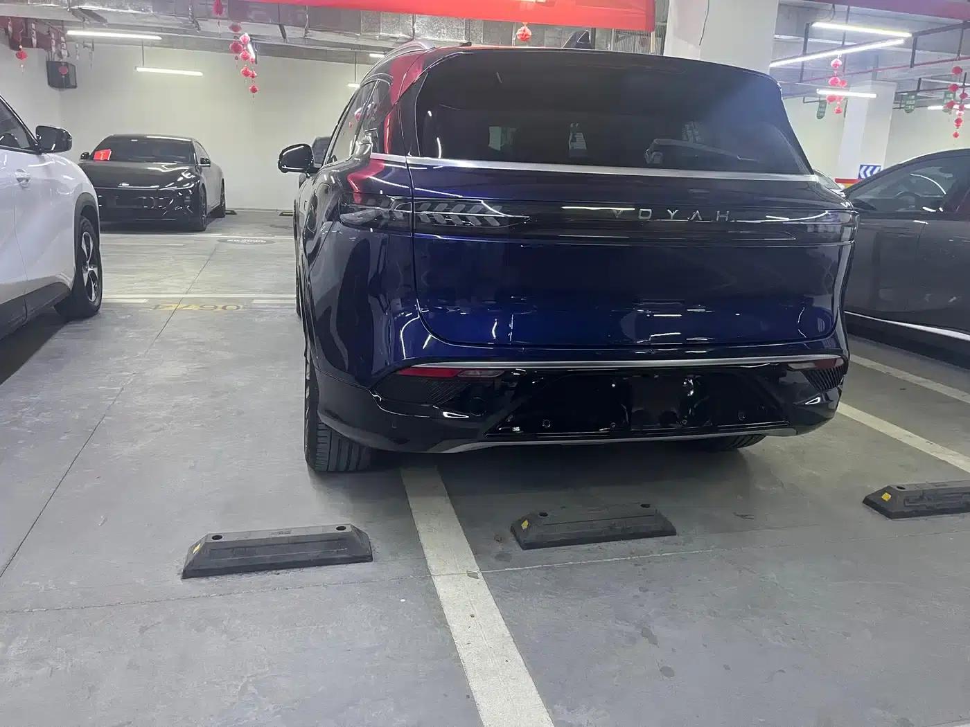 Voyah FREE 2021 AWD Standard Range Extender Exclusive Luxury Package — миниатюра 4