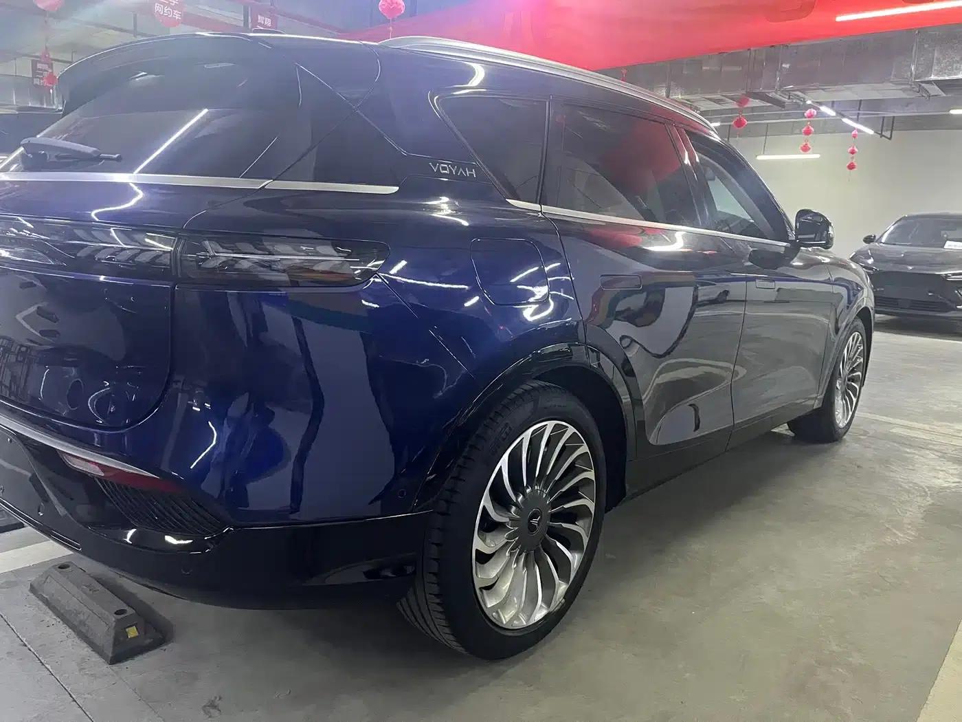 Voyah FREE 2021 AWD Standard Range Extender Exclusive Luxury Package — миниатюра 6