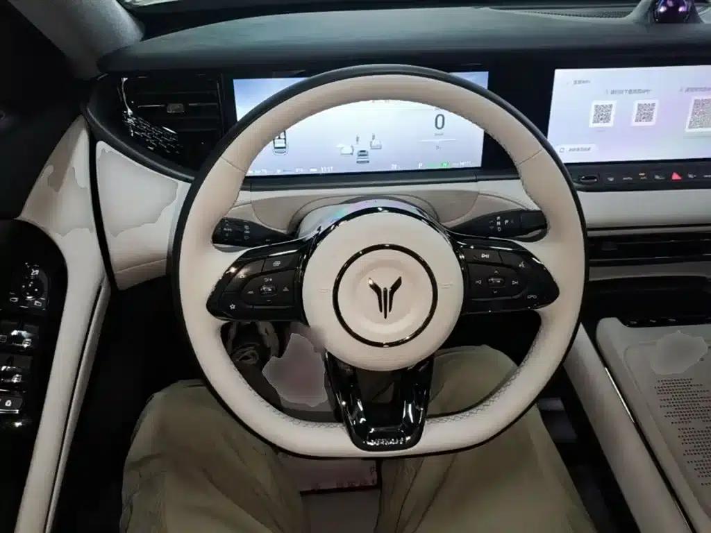 Voyah Free 2025 Model 318 318km Rear-Wheel Drive Touring Edition — миниатюра 11