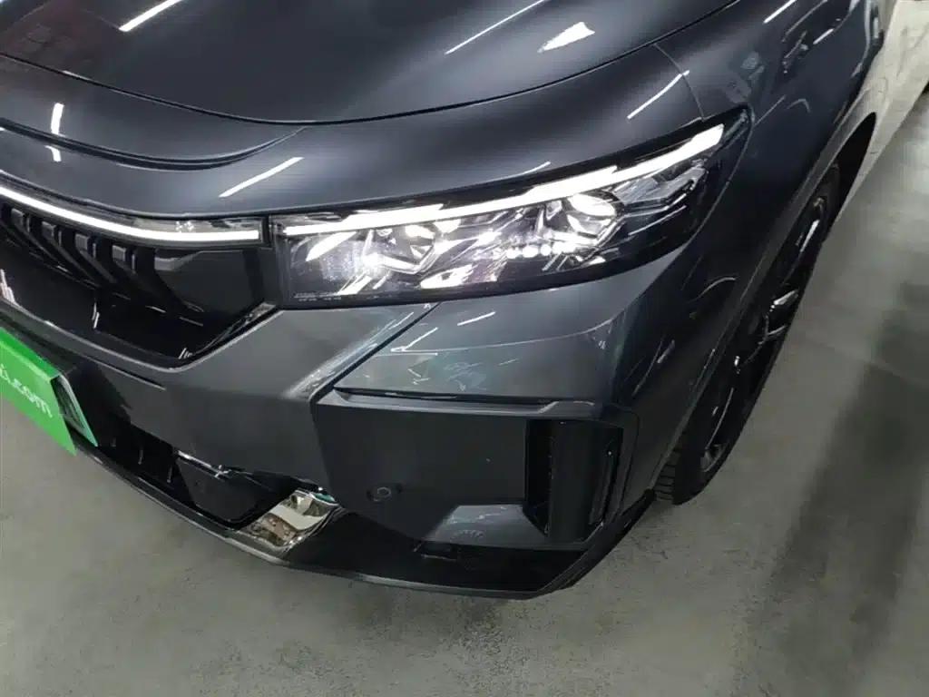 Voyah Free 2025 Model 318 318km Rear-Wheel Drive Touring Edition — миниатюра 24