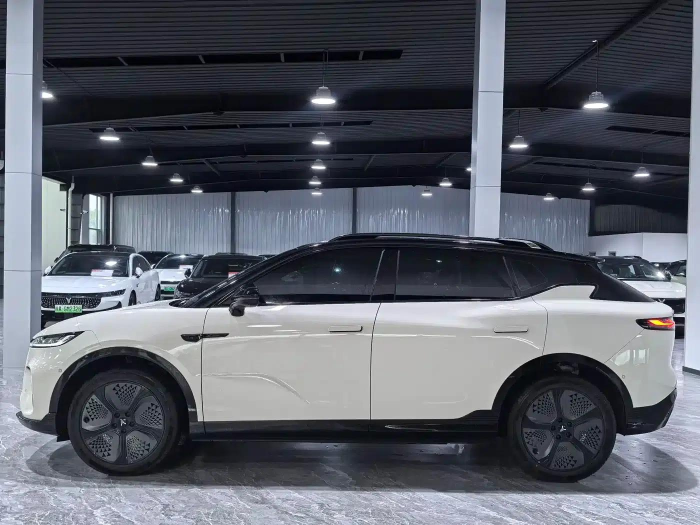 Voyah Smart Edition 2024 (Long Range) — миниатюра 2