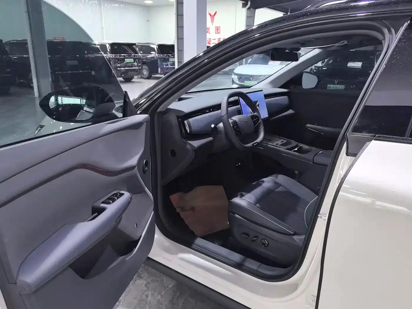 Voyah Smart Edition 2024 (Long Range) — миниатюра 6