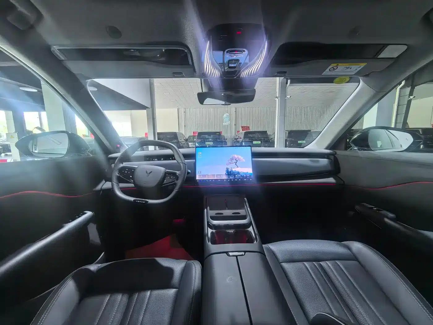 Voyah Smart Edition 2024 Model with Extended Range — миниатюра 10