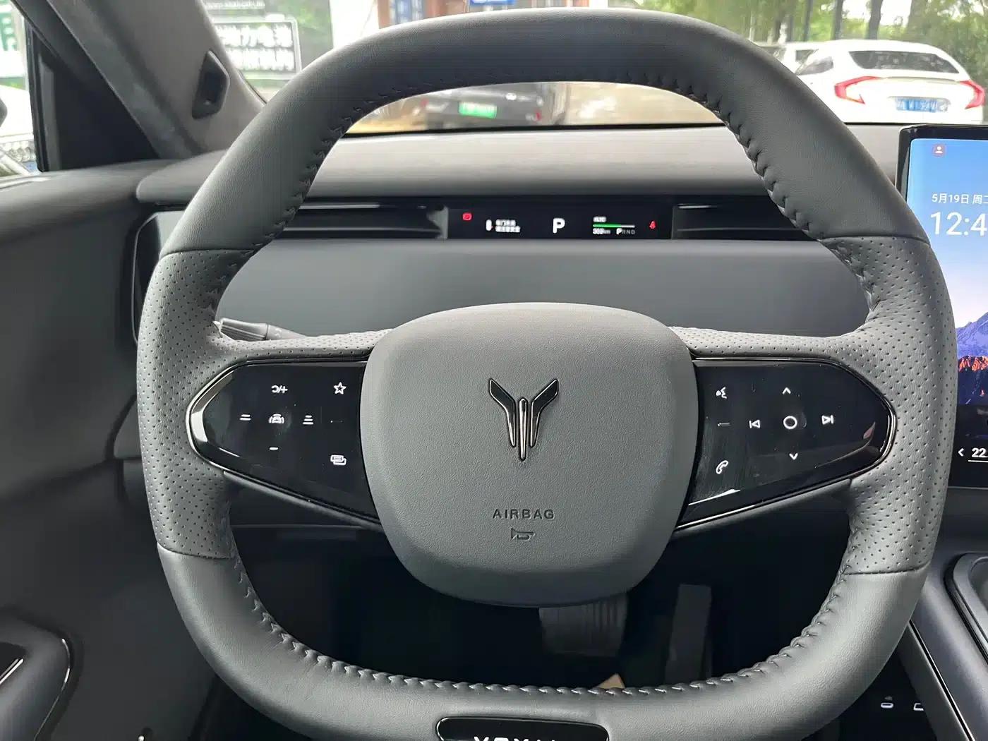 Voyah 2024 Global Edition (4WD) — миниатюра 12