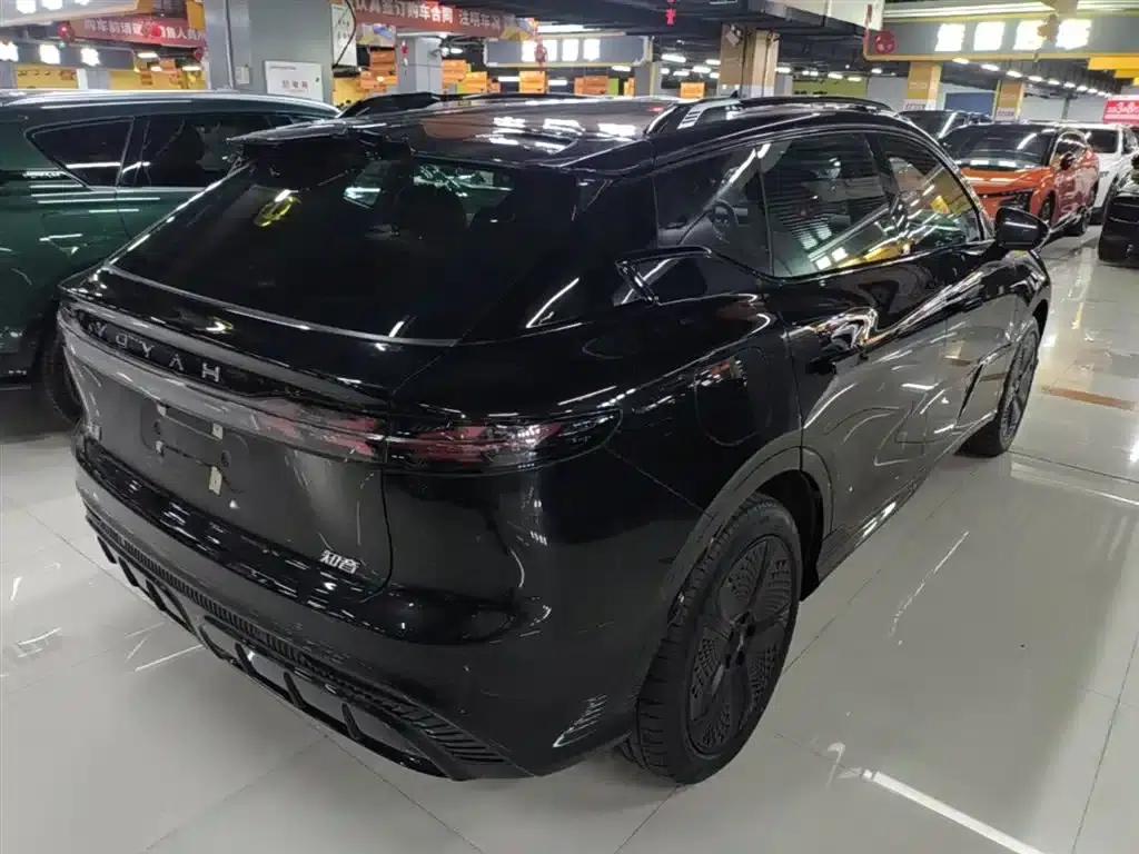 Voyah 2024 Global Edition (4WD) — миниатюра 7