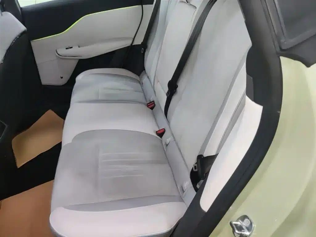Voyah Smart Edition 2024 Model with Extended Range — миниатюра 17