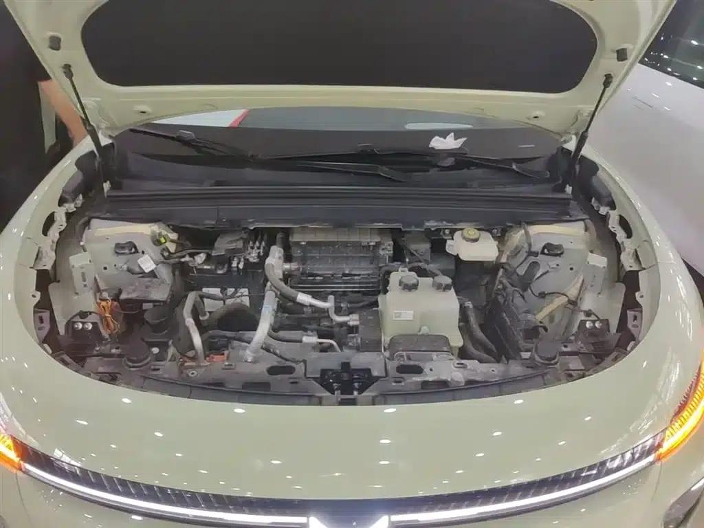 Voyah Smart Edition 2024 Model with Extended Range — миниатюра 20