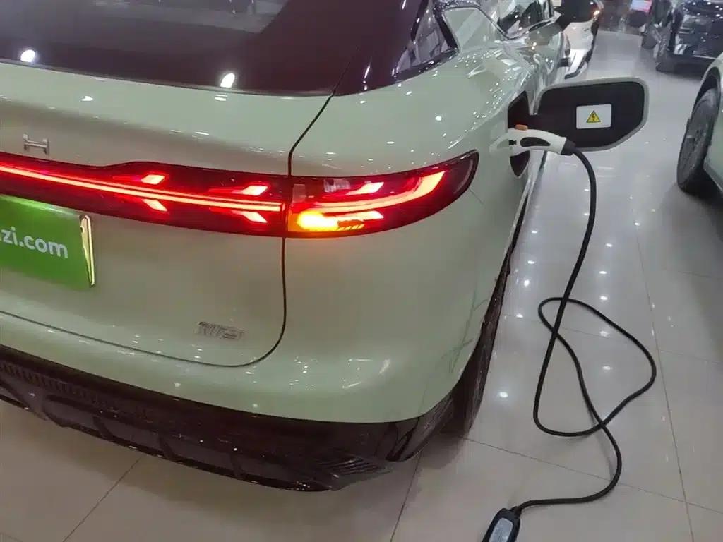 Voyah Smart Edition 2024 Model with Extended Range — миниатюра 8