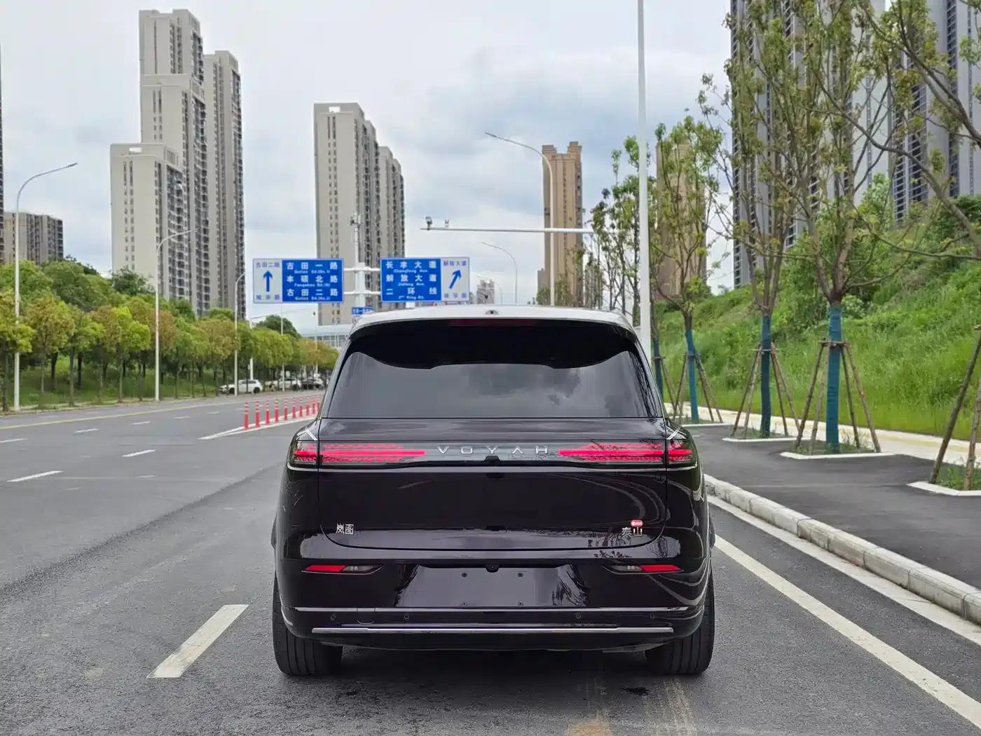 Voyah Taishan 2026 Max+ — миниатюра 17