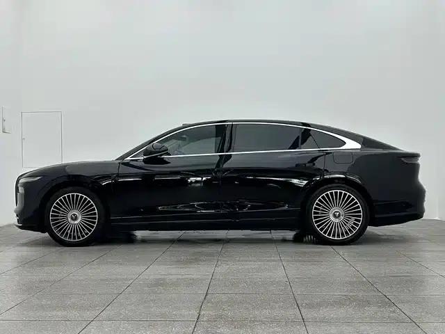 Voyah Chase Light L 2026 All-Wheel Drive Ultra — миниатюра 8