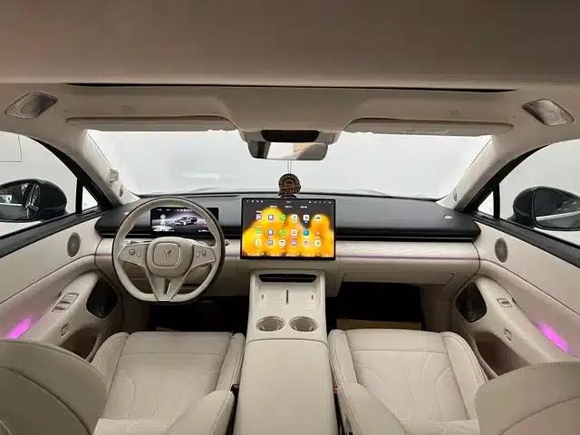 Voyah Chase Light L 2026 All-Wheel Drive Ultra — миниатюра 9