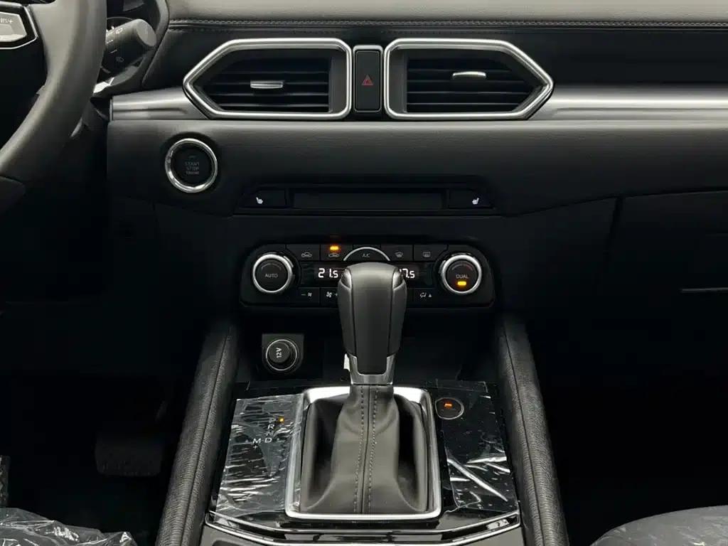Mazda CX-5 2025 2.0L Automatic 2WD Smart Edition — миниатюра 17