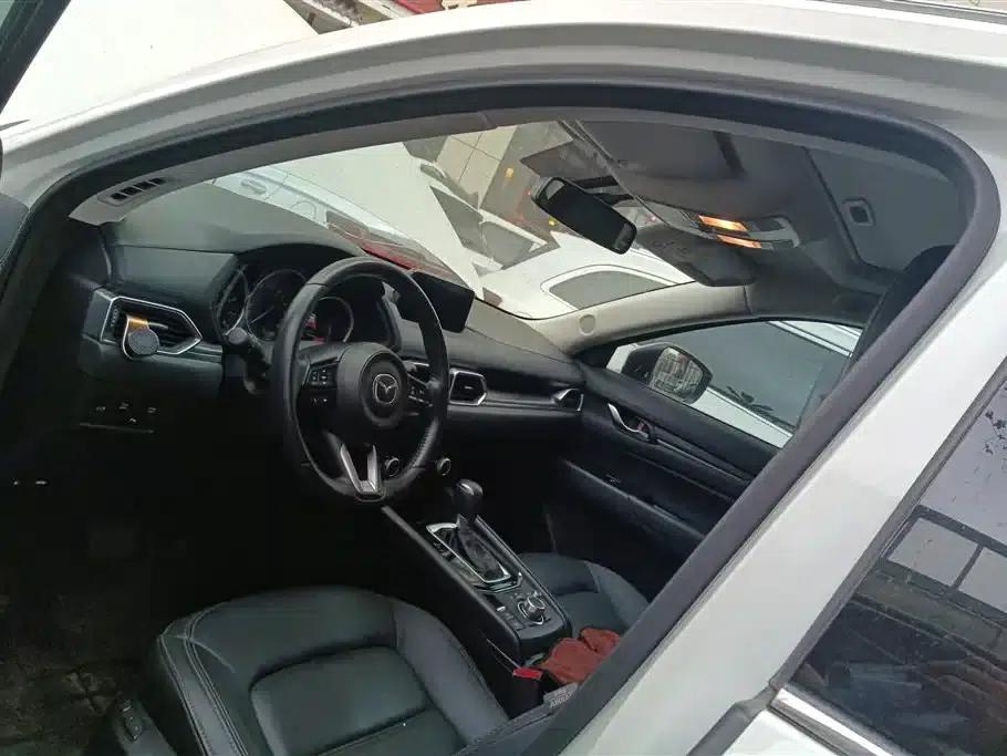 Mazda CX-5 2020 Facelift 2.0L Automatic 2WD Supreme Edition — миниатюра 9