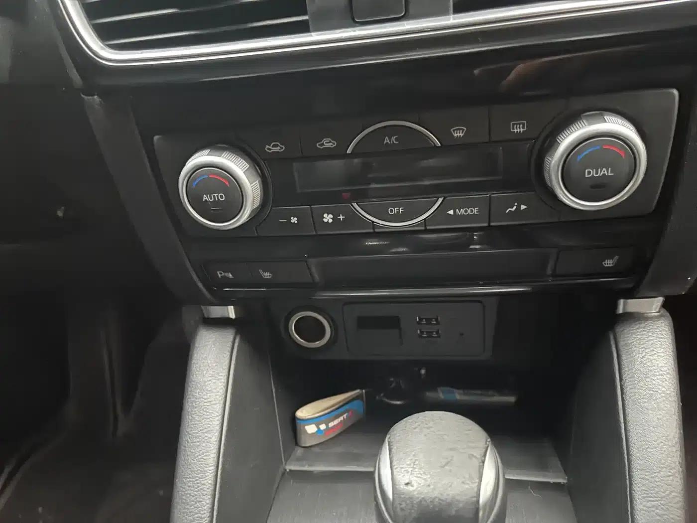 Mazda CX-5 2015 2.5L Automatic AWD Flagship Model — миниатюра 13