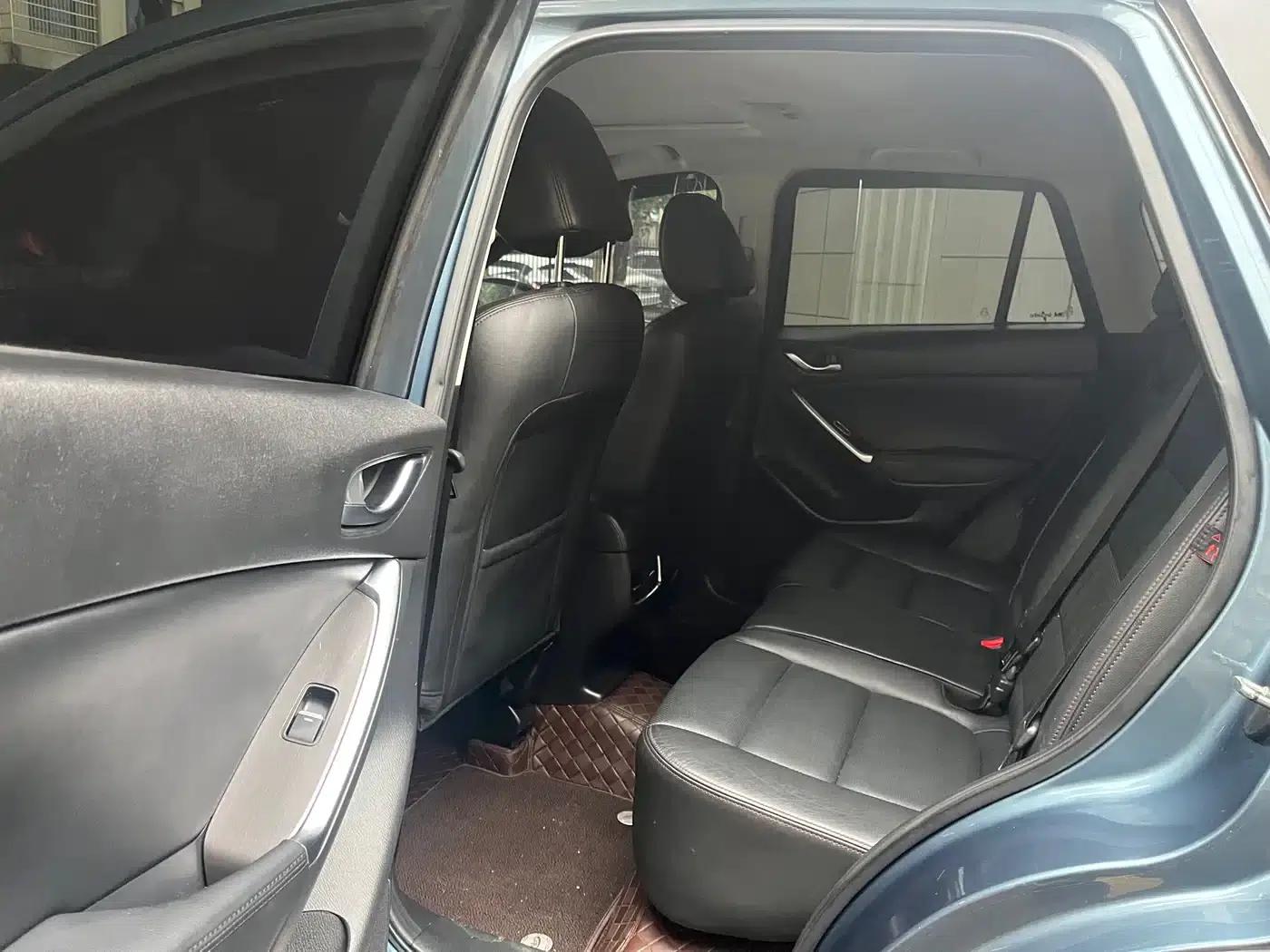Mazda CX-5 2015 2.5L Automatic AWD Flagship Model — миниатюра 9