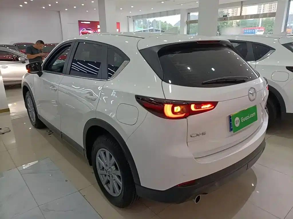 Mazda CX-5 2024 2.0L Automatic 2WD Comfort Model — миниатюра 5