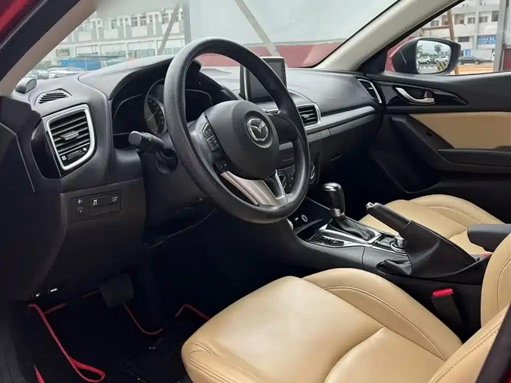 Mazda3 Axela 2014 Sedan 1.5L Automatic Comfort — миниатюра 9