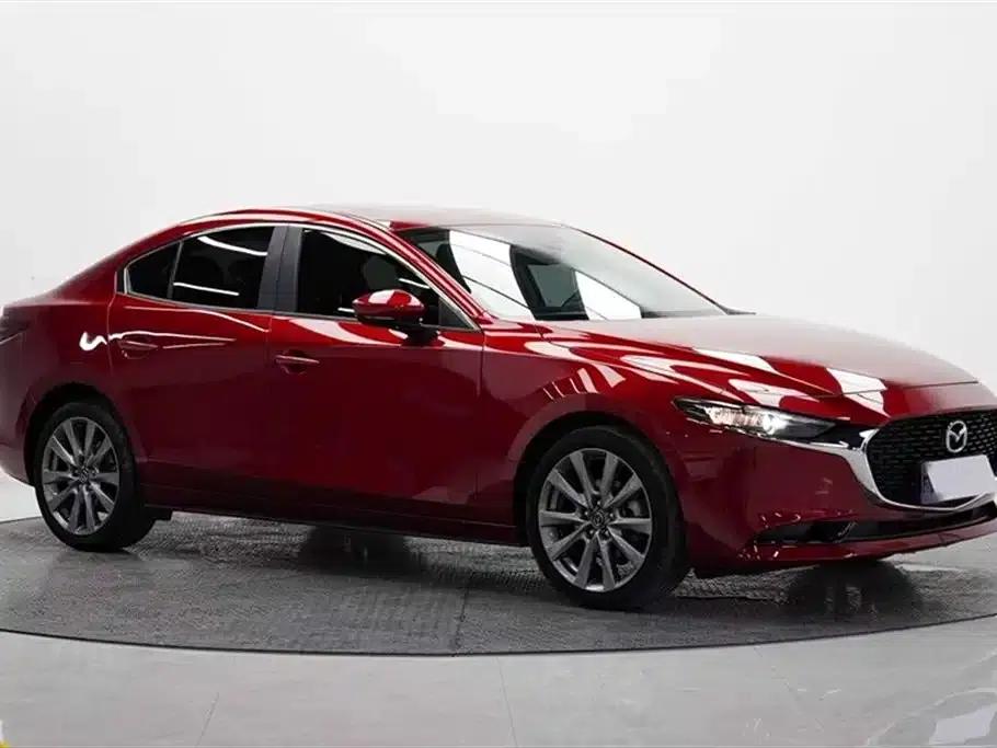 Mazda3 Axela 2021 2.0L Automatic Premium Edition — миниатюра 4