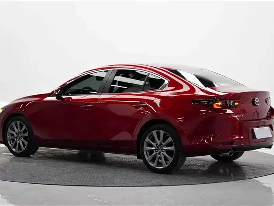 Mazda3 Axela 2021 2.0L Automatic Premium Edition — миниатюра 6