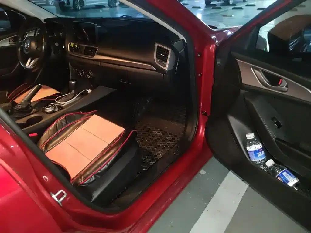 Mazda3 Axela 2017 Sedan 1.5L Automatic Comfort Model (China V Emission Standard) — миниатюра 20