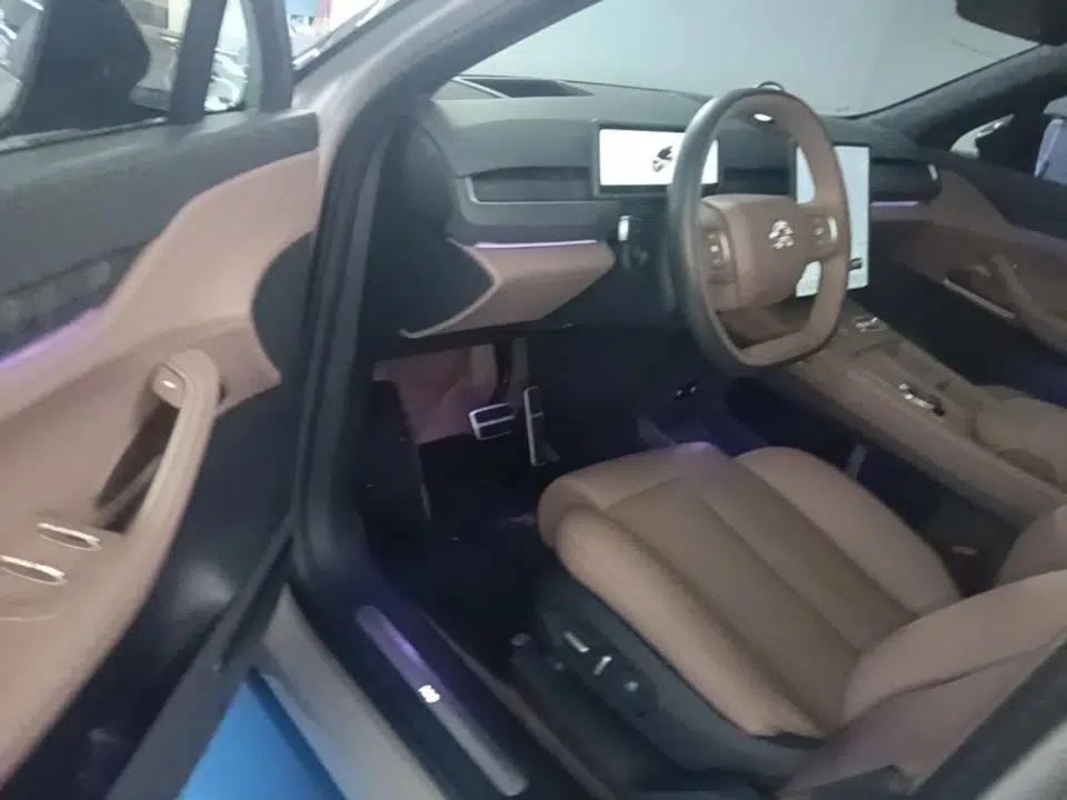 Nio ES8 2024 75 kWh — миниатюра 19