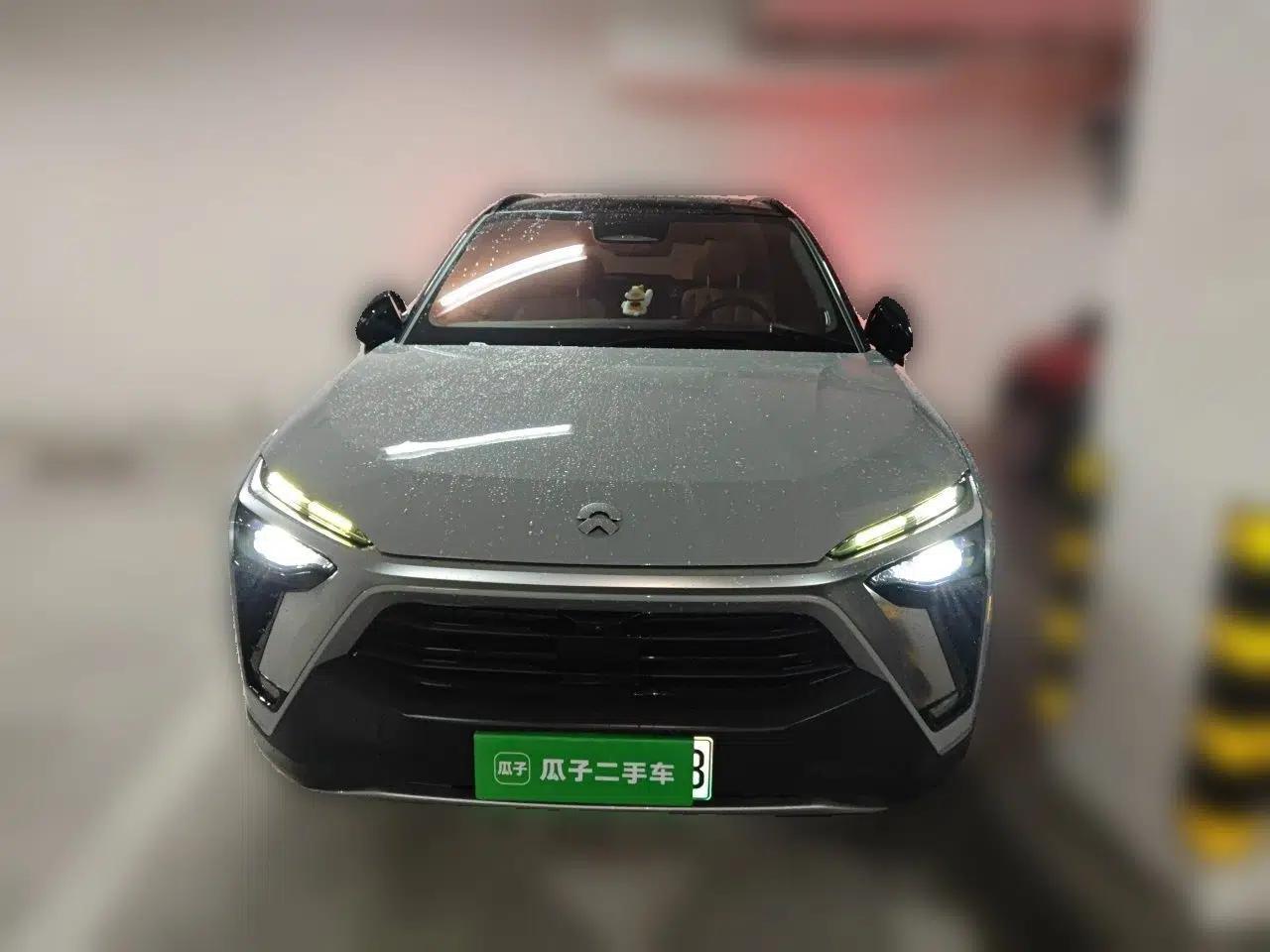 Nio ES8 2020 415 km Range 6-Seater Version — миниатюра 2