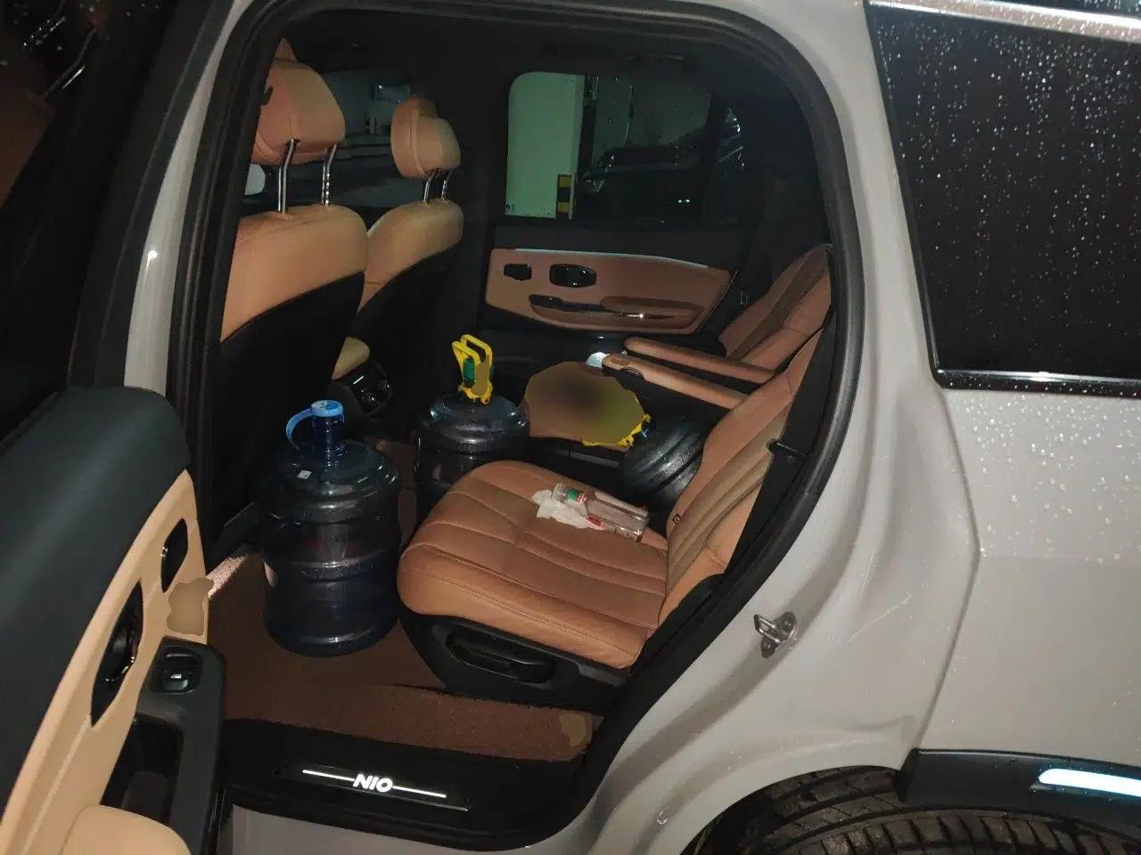 Nio ES8 2020 415 km Range 6-Seater Version — миниатюра 18