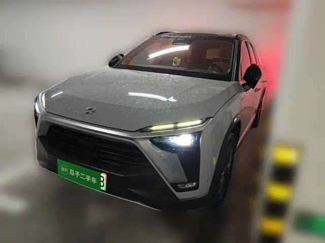 Nio ES8 2020 415 km Range 6-Seater Version