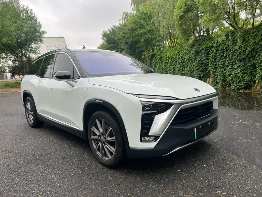 Nio ES8 2020 580 km Range Signature Edition Six-Seater Version — миниатюра 3