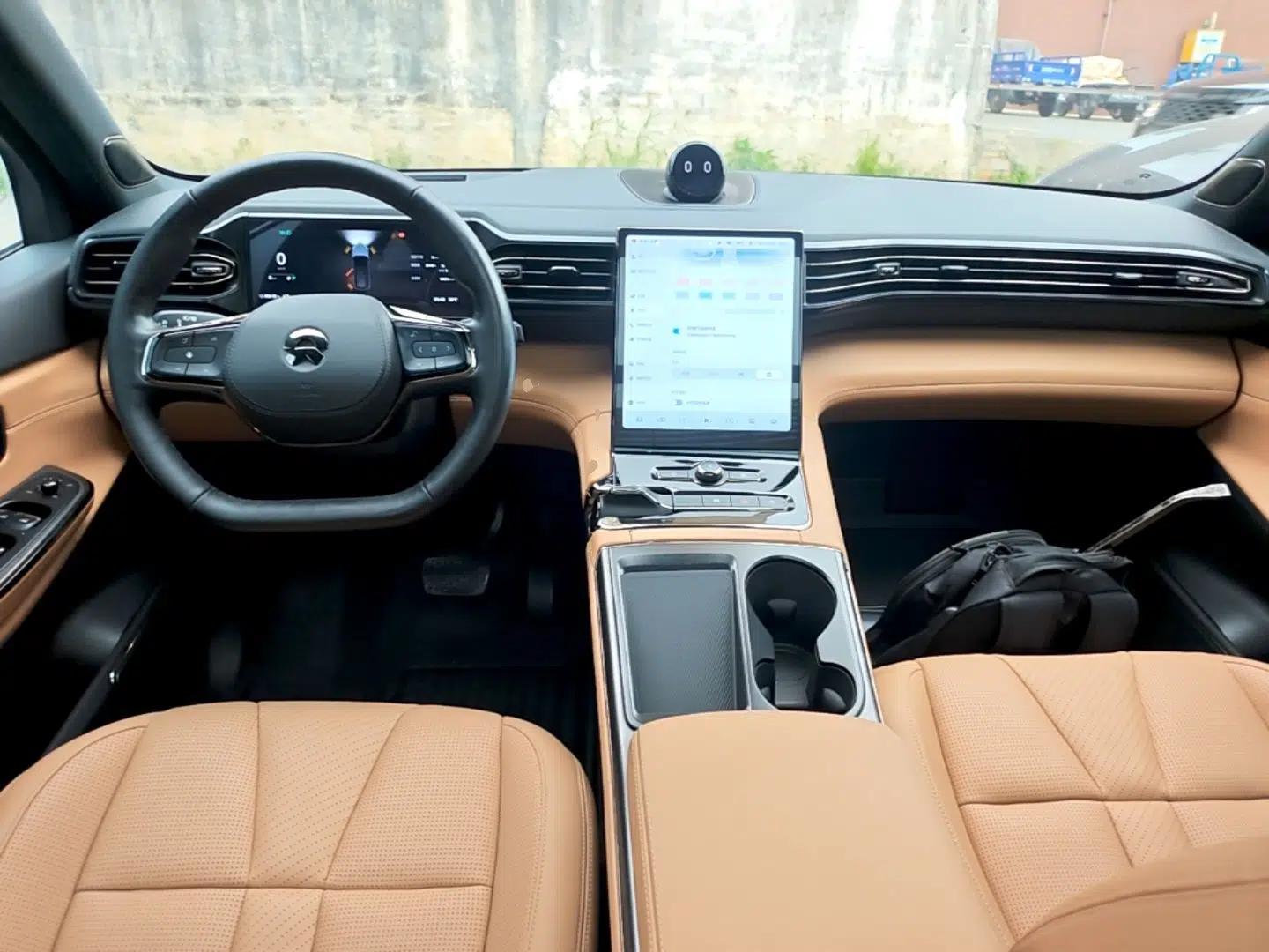 Nio ES8 2020 580 km Range Six-Seater Version — миниатюра 12