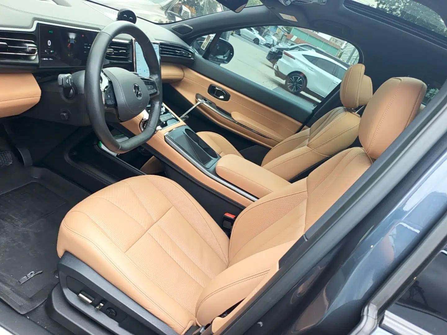 Nio ES8 2020 580 km Range Six-Seater Version — миниатюра 17