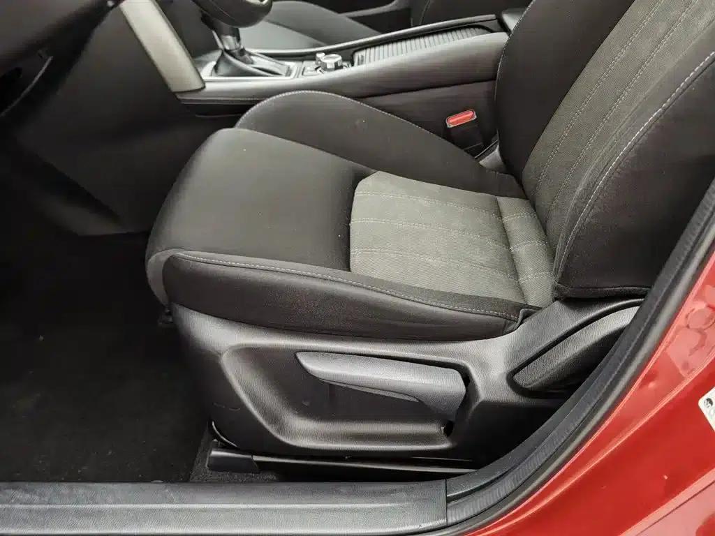 Mazda CX-4 2018 2.0L Automatic 2WD Blue Sky Vitality Edition (China VI Emission Standard) — миниатюра 20