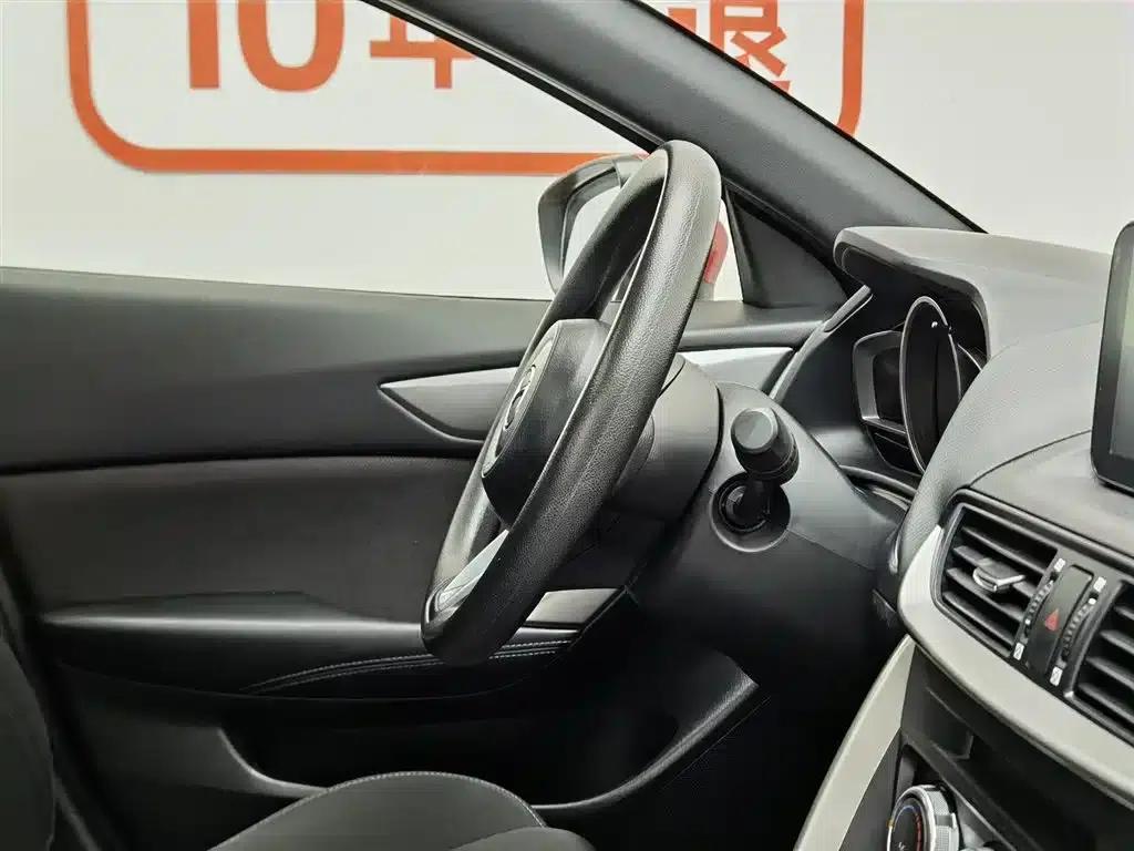 Mazda CX-4 2018 2.0L Automatic 2WD Blue Sky Vitality Edition (China VI Emission Standard) — миниатюра 22