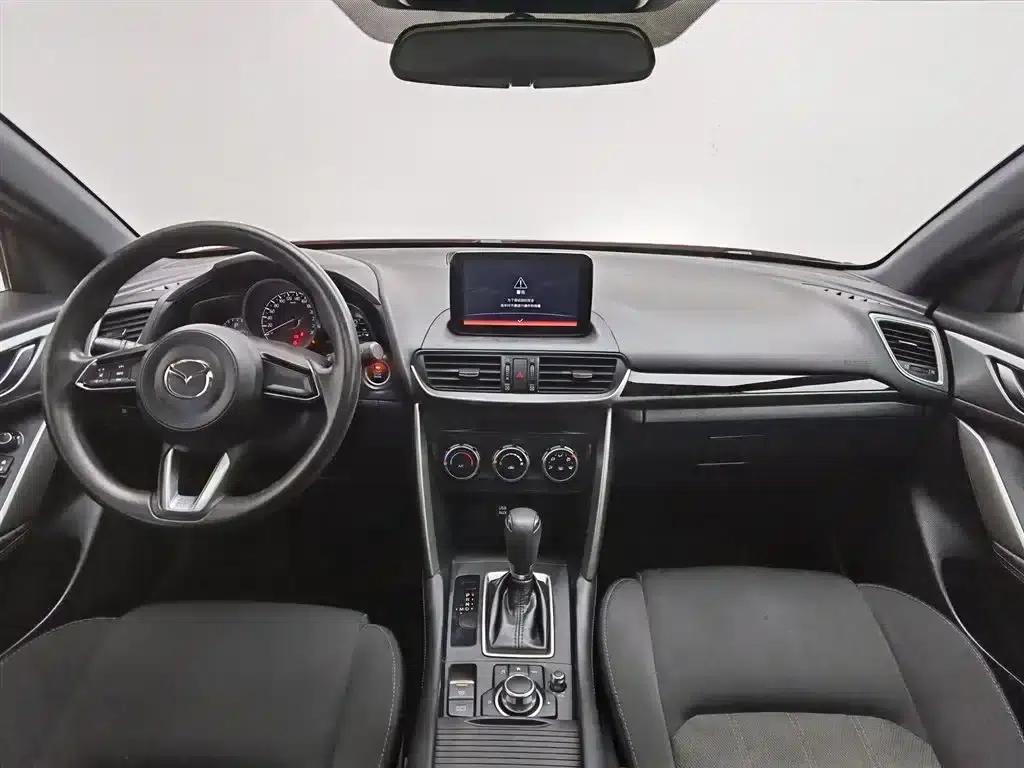 Mazda CX-4 2018 2.0L Automatic 2WD Blue Sky Vitality Edition (China VI Emission Standard) — миниатюра 5
