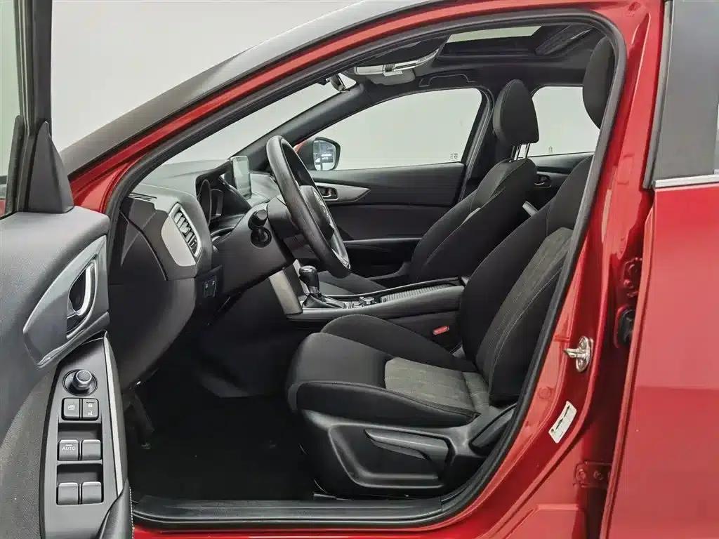 Mazda CX-4 2018 2.0L Automatic 2WD Blue Sky Vitality Edition (China VI Emission Standard) — миниатюра 10