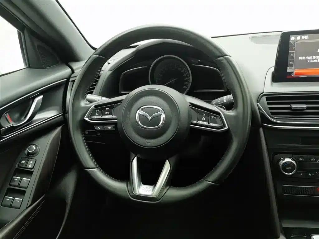Mazda CX-4 2020 2.5L Automatic 2WD Blue Sky Driving Fun Edition — миниатюра 11