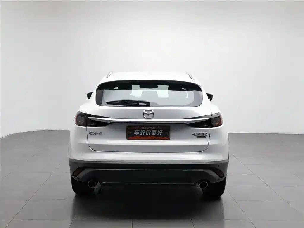 Mazda CX-4 2020 2.5L Automatic 2WD Blue Sky Driving Fun Edition — миниатюра 4