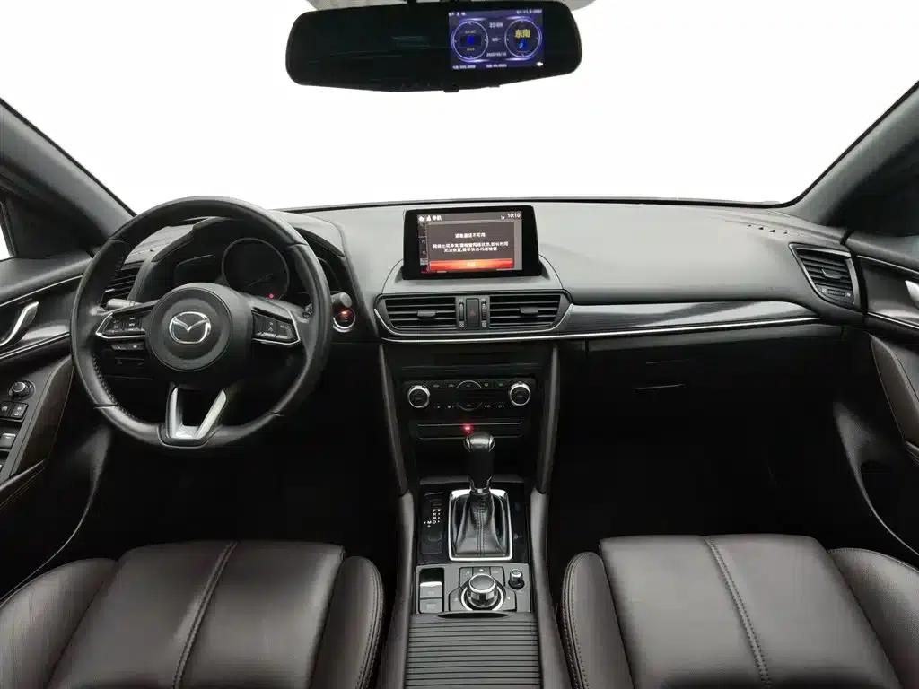 Mazda CX-4 2020 2.5L Automatic 2WD Blue Sky Driving Fun Edition — миниатюра 5