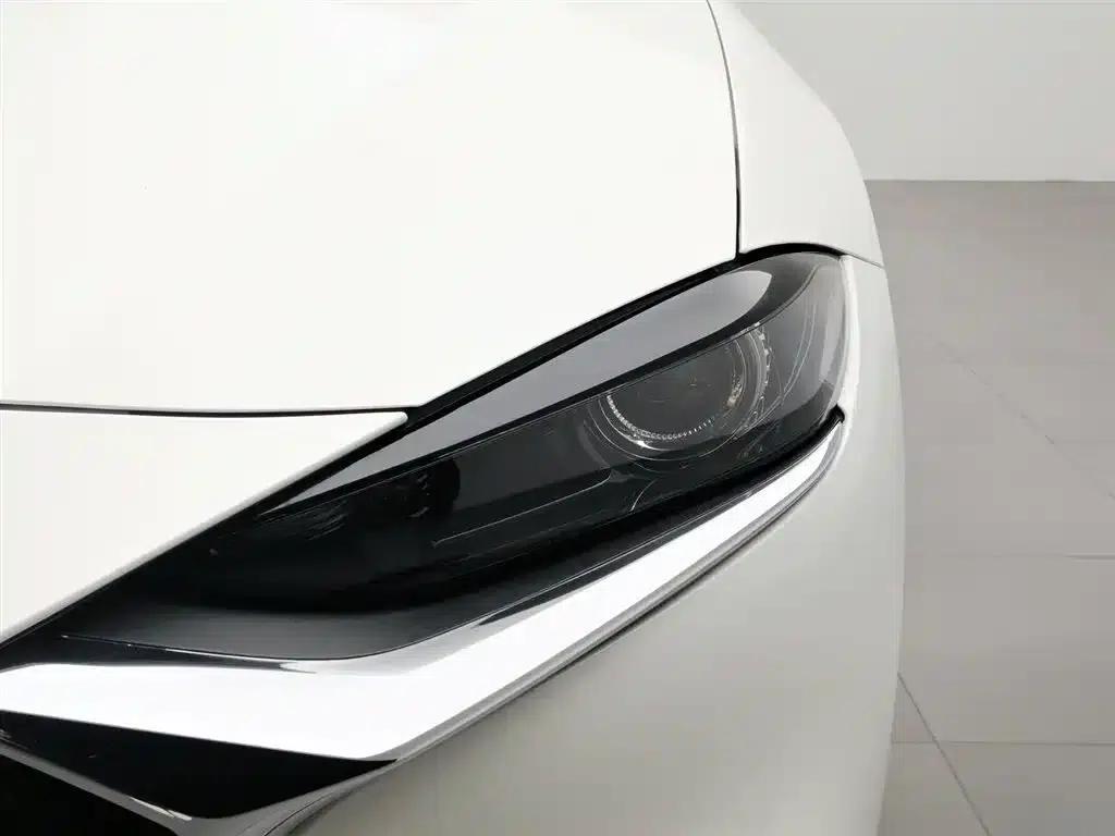 Mazda CX-4 2020 2.5L Automatic 2WD Blue Sky Driving Fun Edition — миниатюра 7