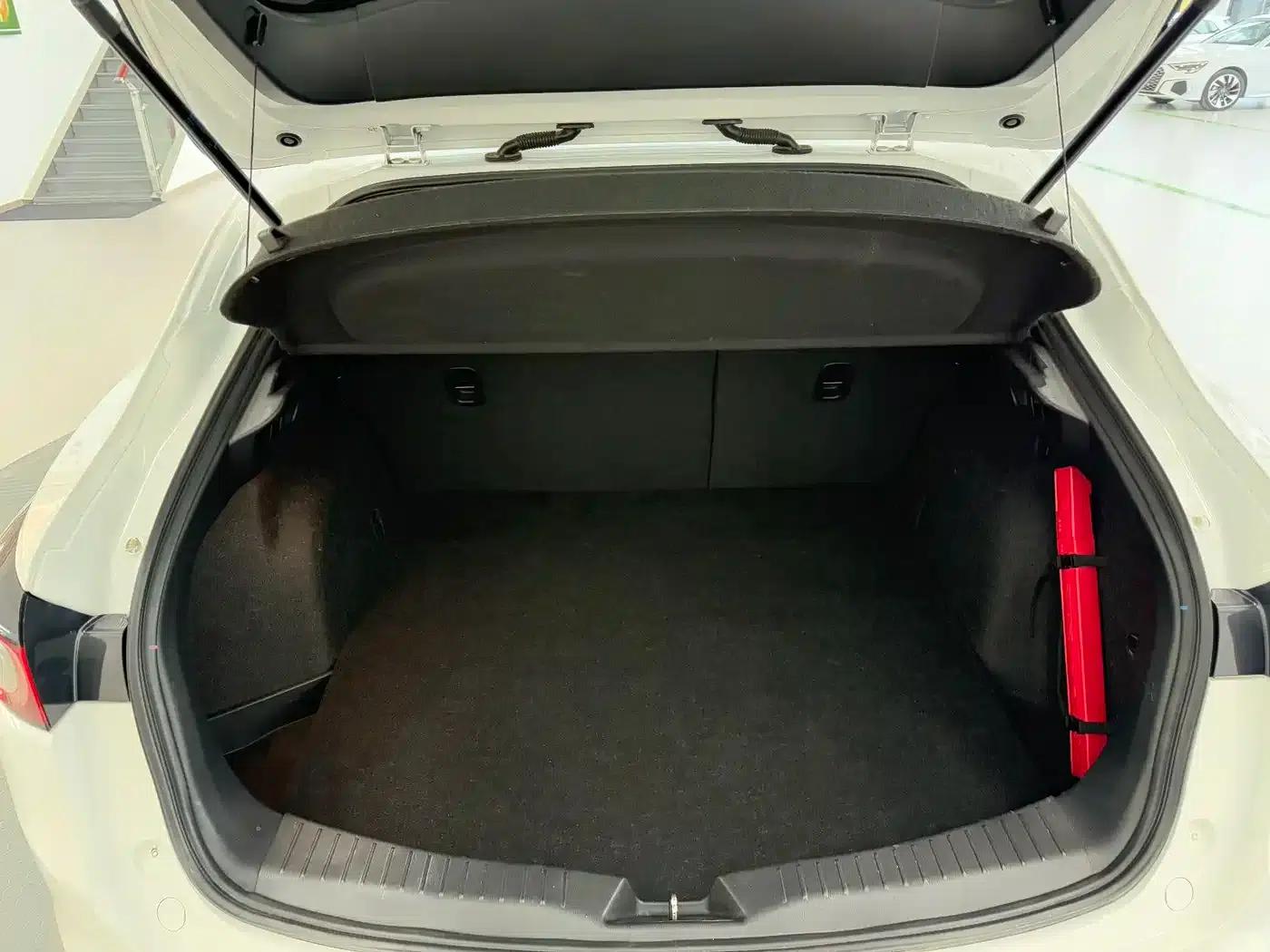 Mazda CX-4 2021 2.0L Automatic 2WD Blue Sky Vitality Edition — миниатюра 16