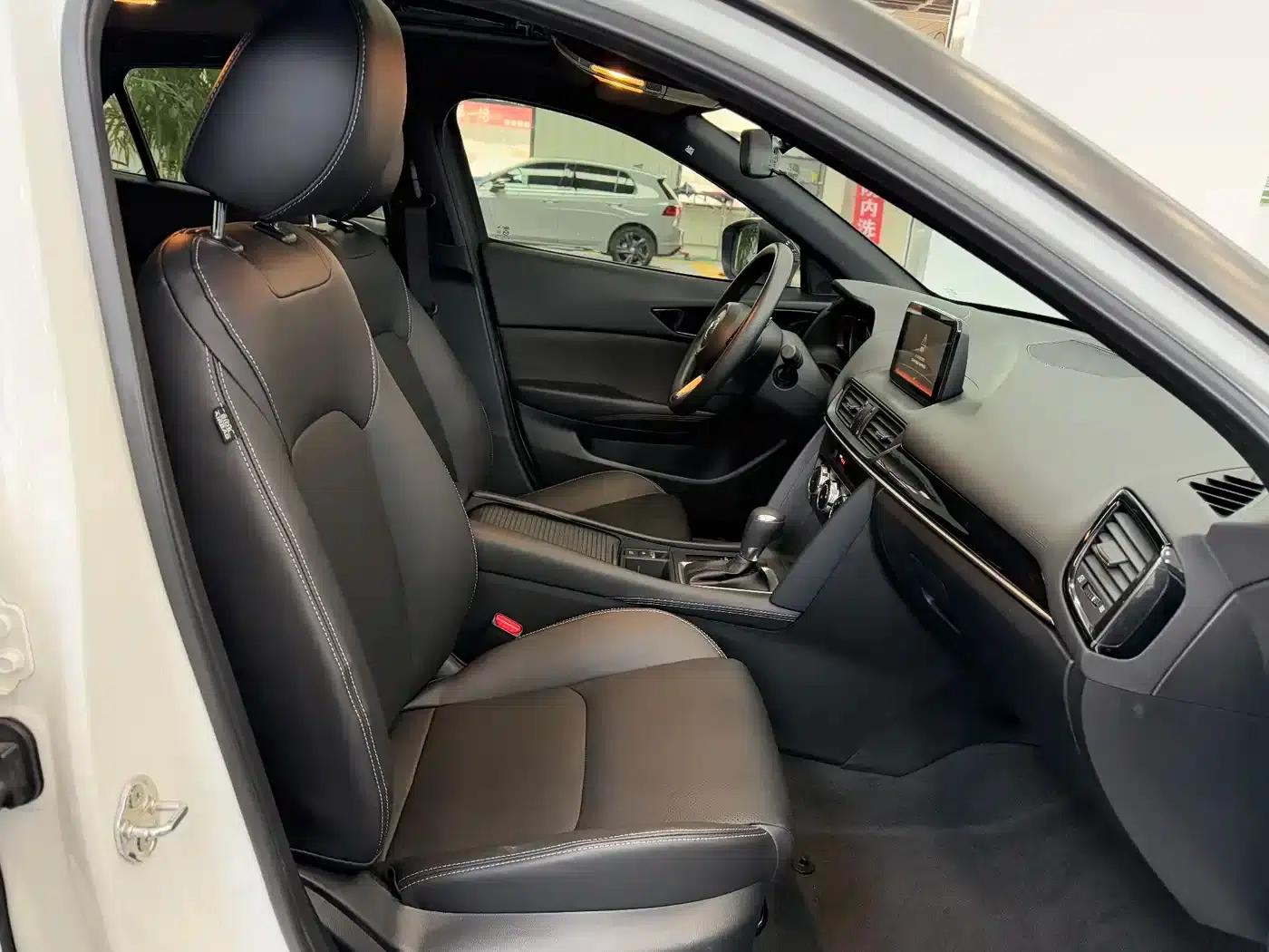Mazda CX-4 2021 2.0L Automatic 2WD Blue Sky Vitality Edition — миниатюра 18