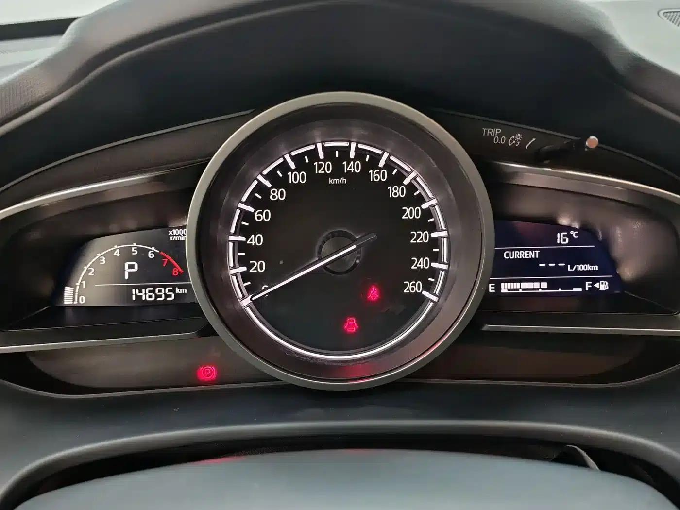 Mazda CX-4 2021 2.0L Automatic 2WD Blue Sky Vitality Edition — миниатюра 13