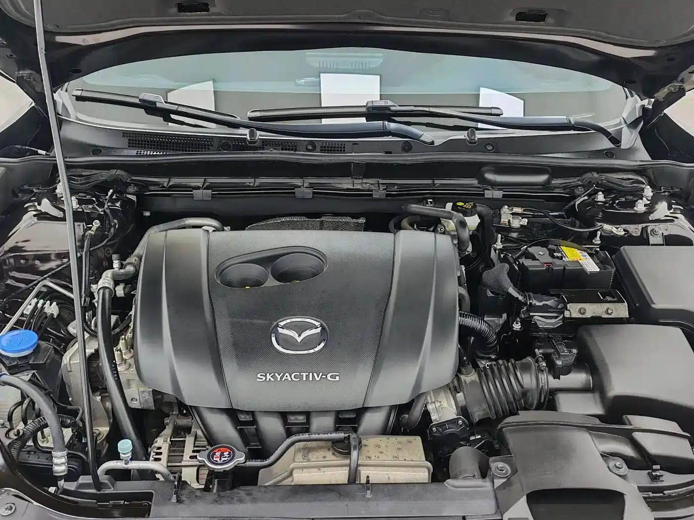 Mazda CX-4 2021 2.0L Automatic 2WD Blue Sky Vitality Edition — миниатюра 18