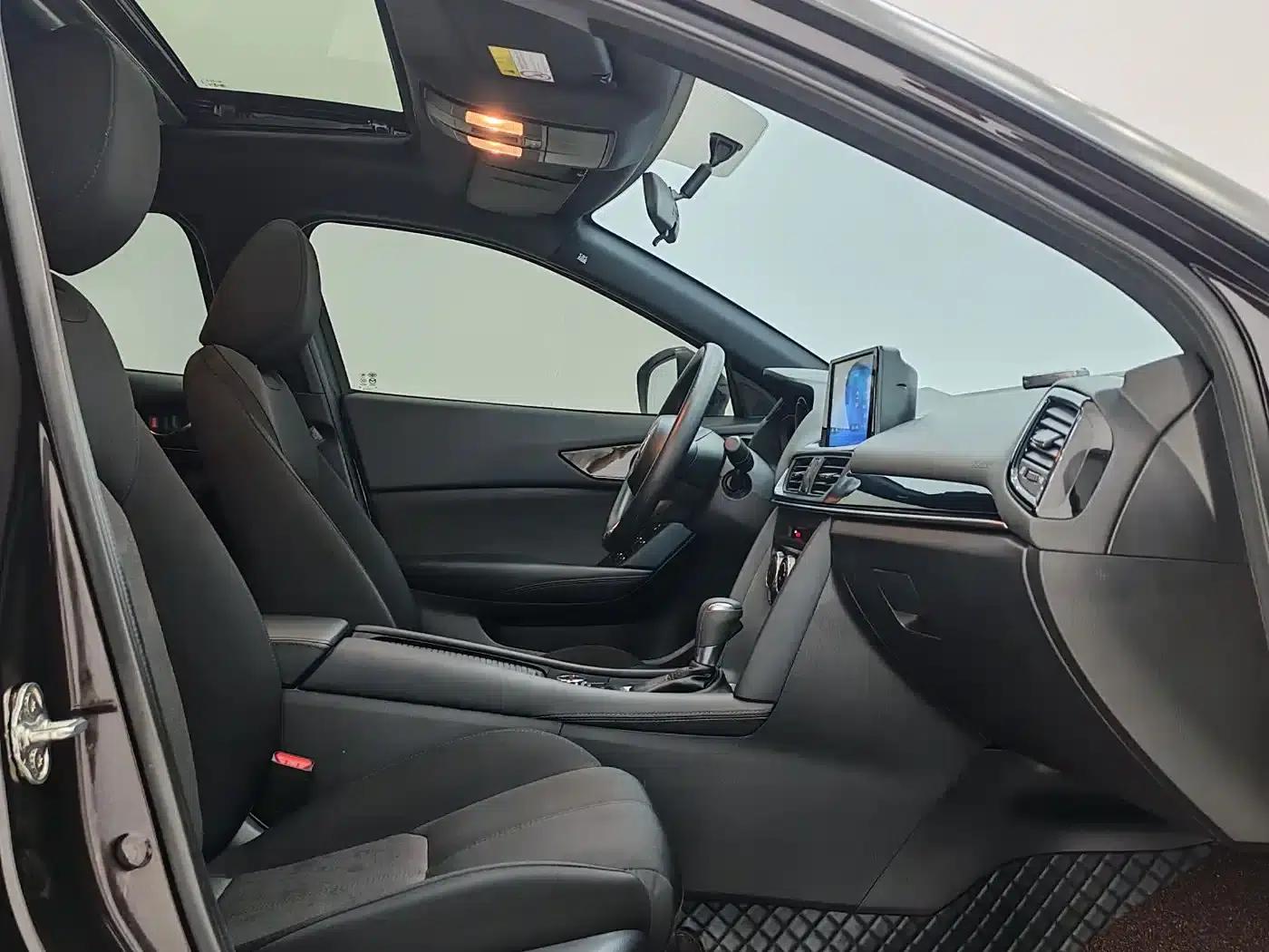 Mazda CX-4 2021 2.0L Automatic 2WD Blue Sky Vitality Edition — миниатюра 7